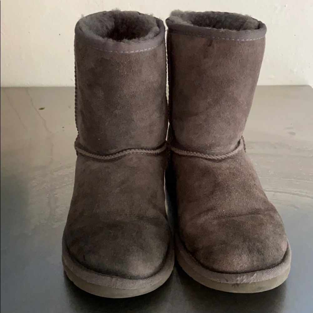 Ugg kids boots in grey